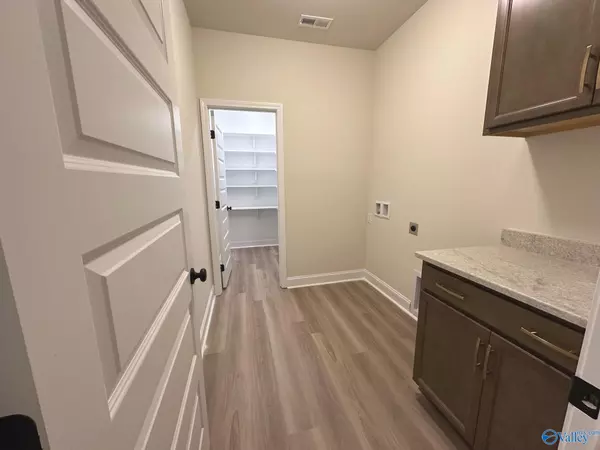 Toney, AL 35773,28377 Molly Bee Lane