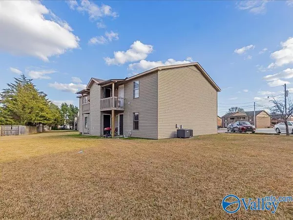 Decatur, AL 35603,1808 Graymont Lane