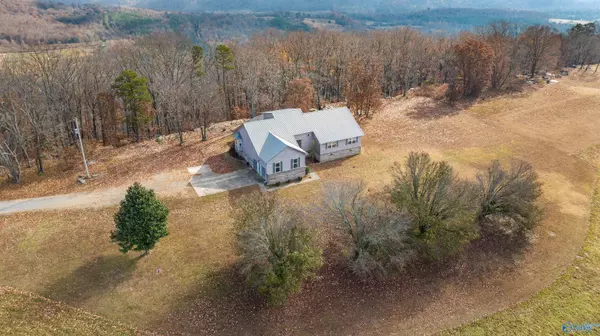 Flat Rock, AL 35966,186 County Road 792