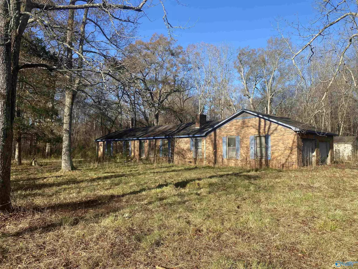 Moulton, AL 35650,18531 County Road 460