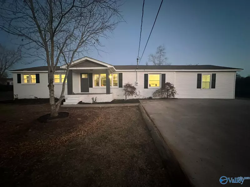 5623 Maysville Road, New Market, AL 35761