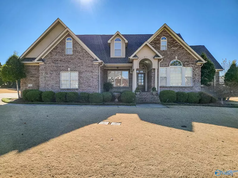 22354 Troon Drive, Athens, AL 35613