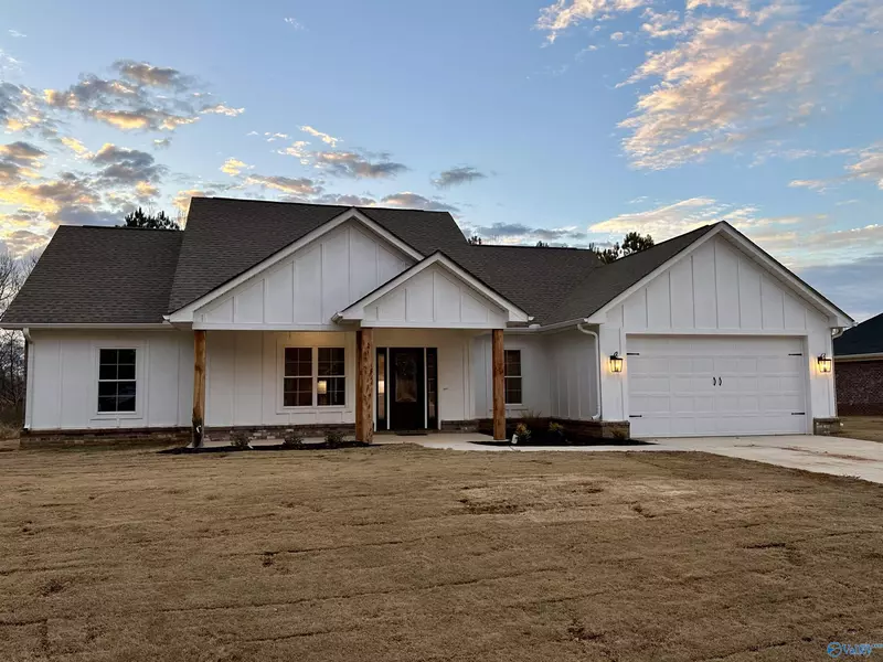 106 Southern Pine Drive, Toney, AL 35773