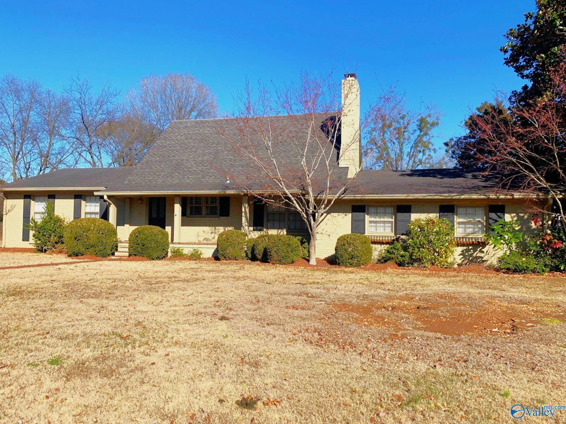 2312 Woodland Street SE, Decatur, AL 35601