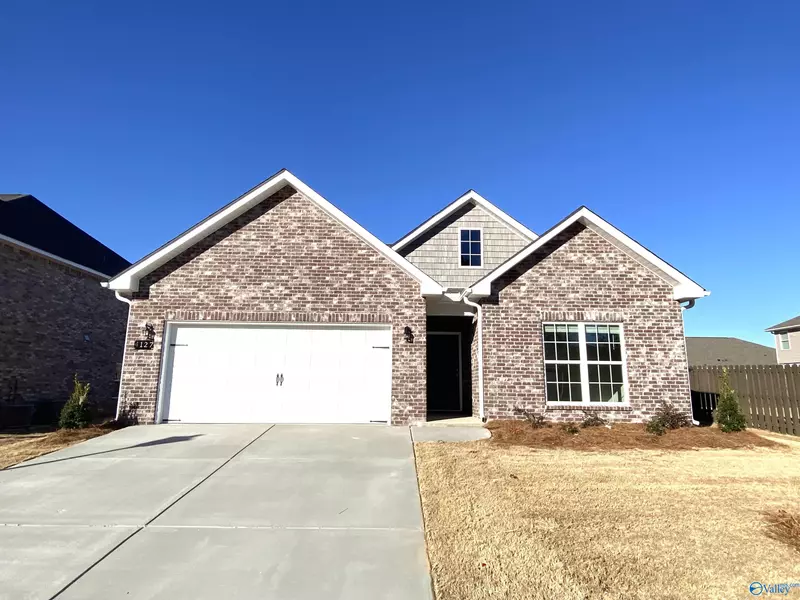 4127 Rockland Circle SE, Owens Cross Roads, AL 35763