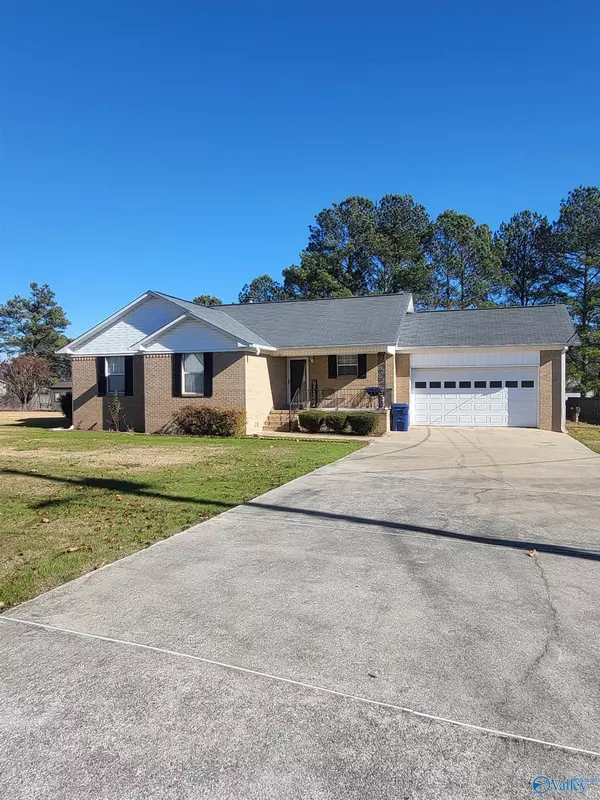 Attalla, AL 35954,202 John Avenue