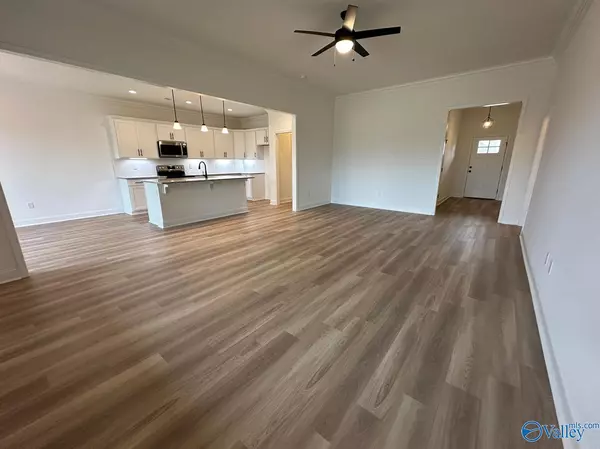 Toney, AL 35773,28391 Molly Bee Lane