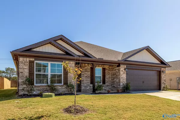 215 Roman Randall Road, New Market, AL 35761