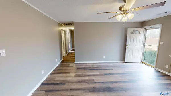 Athens, AL 35611,12240 Lakeview Street