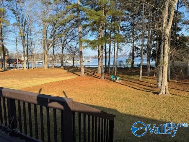 109 Braswell Road, Guntersville, AL 35976