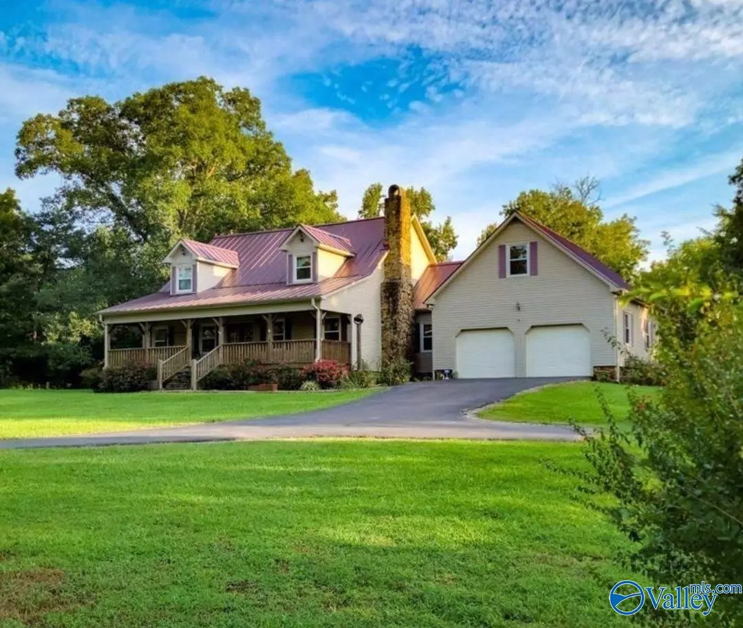 Falkville, AL 35622,999 Pleasant View Road