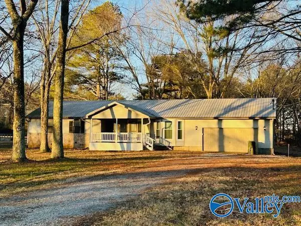 Toney, AL 35773,126 Dawn Drive