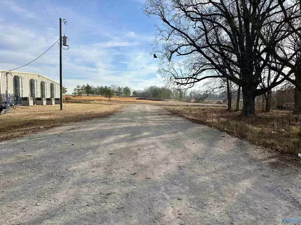 Mount Hope, AL 35651,0048 Alabama Highway 24