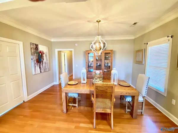 Decatur, AL 35603,57 Madison Lane