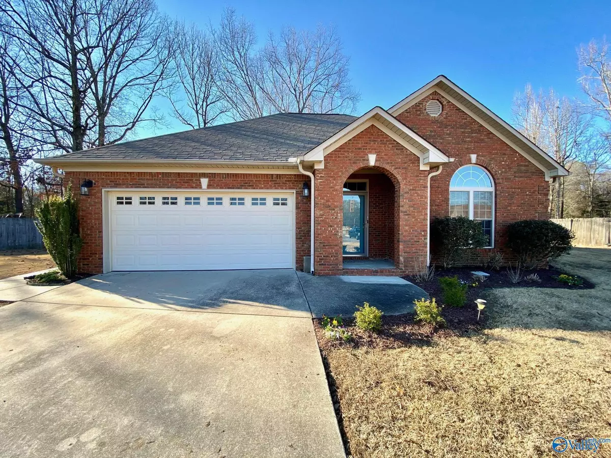 Decatur, AL 35603,57 Madison Lane