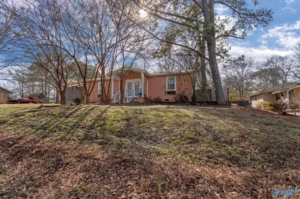 613 Eunice Street, Albertville, AL 35950