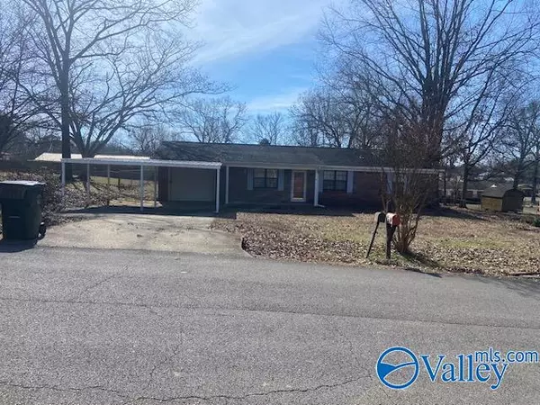 308 Widgeon Drive, Scottsboro, AL 35769