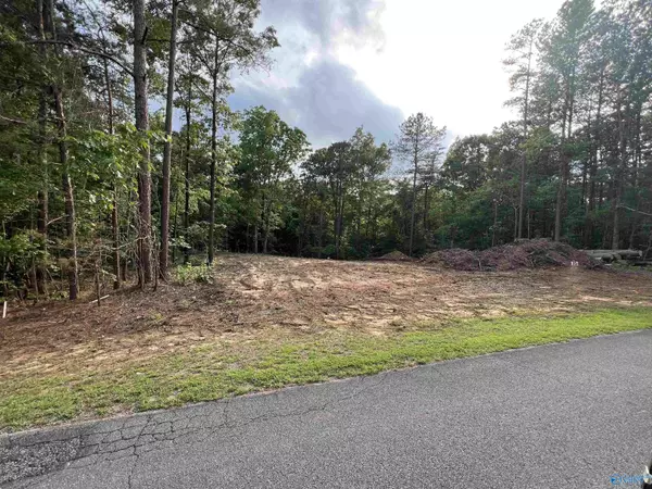 Jasper, AL 35504,75 Harbor Lights Trail