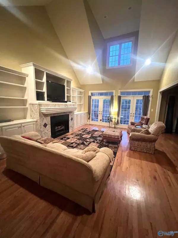 Cherokee Ridge, AL 35175,248 Woodmont Drive