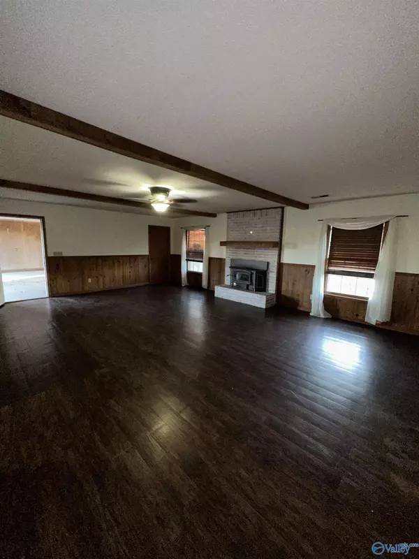 Crossville, AL 35962,768 County Road 25