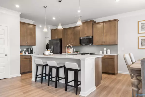 New Market, AL 35761,142 Mill Valley Way