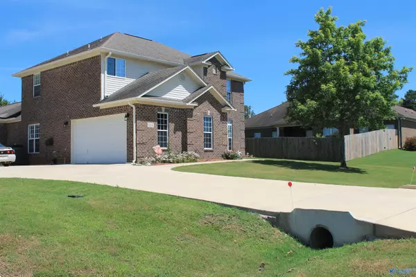 New Market, AL 35761,303 Ravens Crest Drive