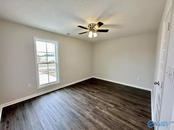 Killen, AL 35645,306 County Road 111