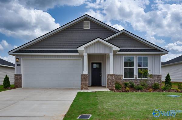 126 Harvest Moon Drive, Harvest, AL 35749