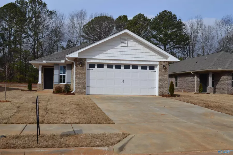 15411 Lapwing Cove, Athens, AL 35611