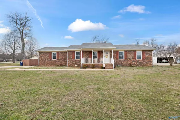 100 Rosa Lee Drive, Meridianville, AL 35749