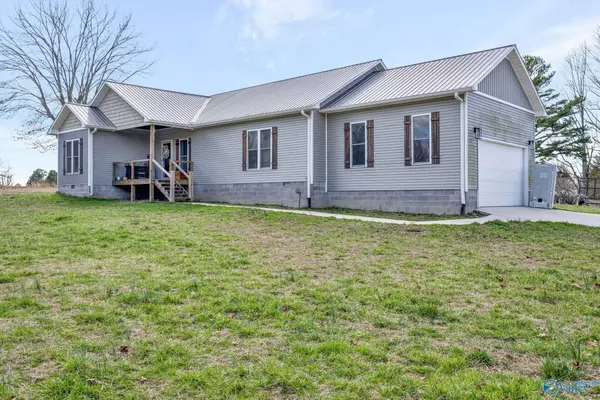 Scottsboro, AL 35768,45 Lily Parker Road