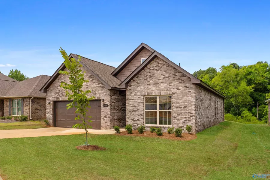 27336 Mckenna Drive, Athens, AL 35613