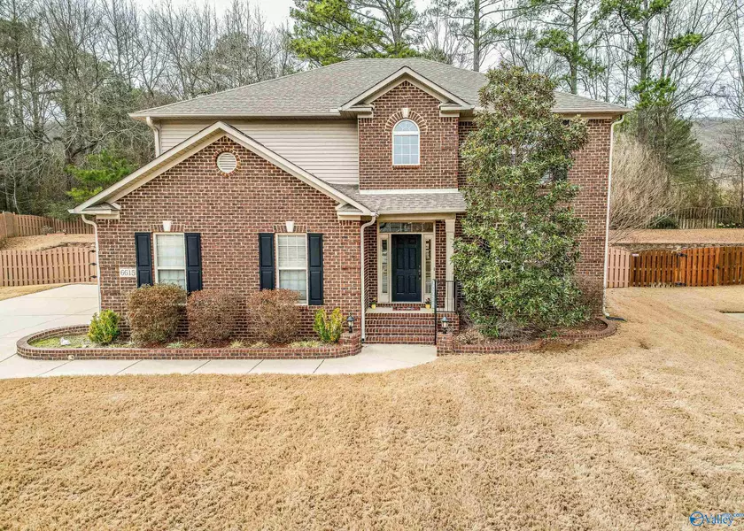 6615 Hampton Bend Circle, Owens Cross Roads, AL 35763