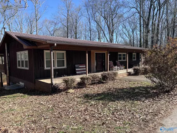 223 County Road 77, Scottsboro, AL 35769