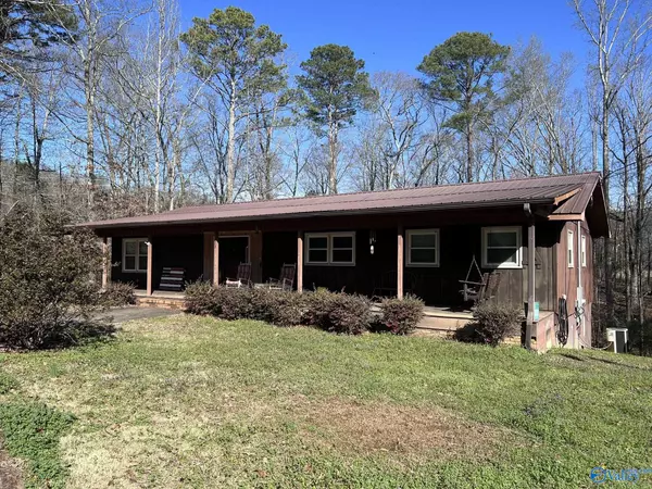 Scottsboro, AL 35769,223 County Road 77