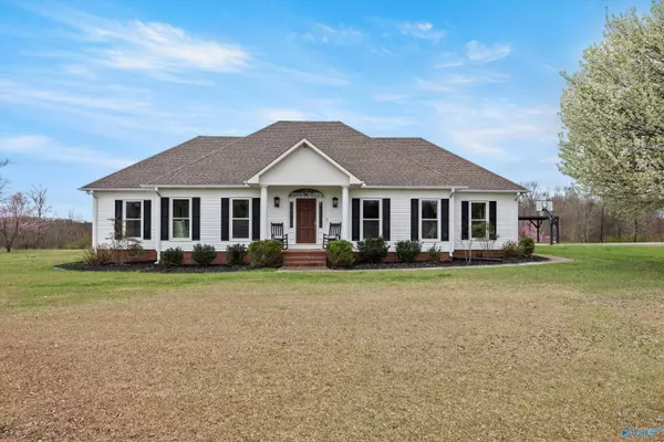 743 Saint John Road, Baileyton, AL 35019