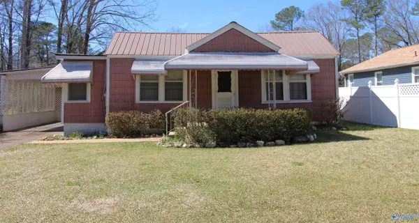 2112 Calhoun Drive, Gadsden, AL 35903