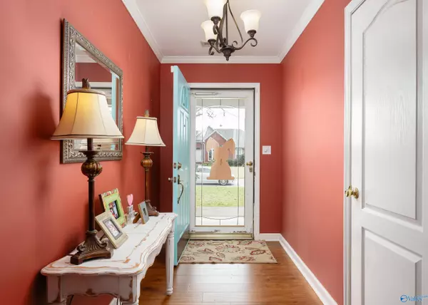 Muscle Shoals, AL 35661,1803 Rosedale Street