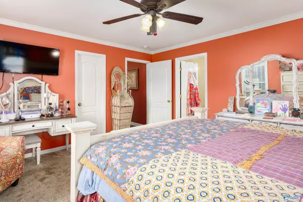 Muscle Shoals, AL 35661,1803 Rosedale Street