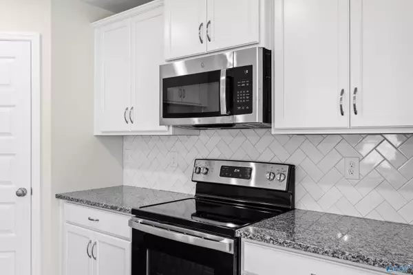 New Market, AL 35761,210 Sunny Springs Court