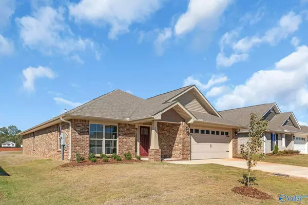 15371 Wildflower Bend, Athens, AL 35611