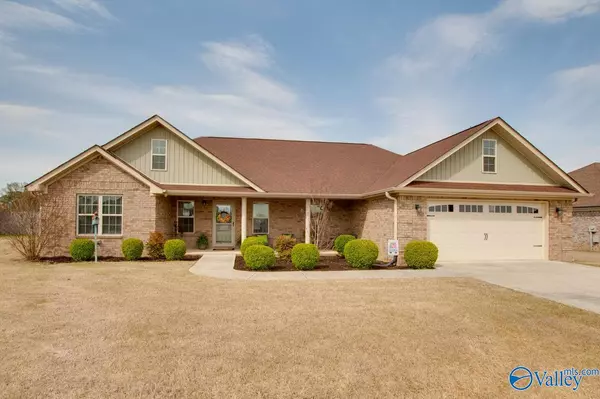 28227 Ferguson Lane, Toney, AL 35773