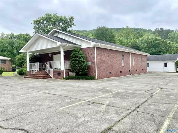 Hollytree, AL 35751,1354 County Road 12