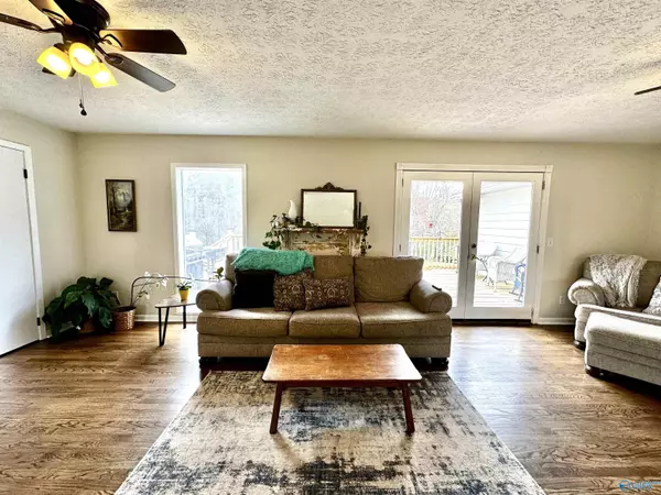 Fort Payne, AL 35967,817 Dogtown Road SE