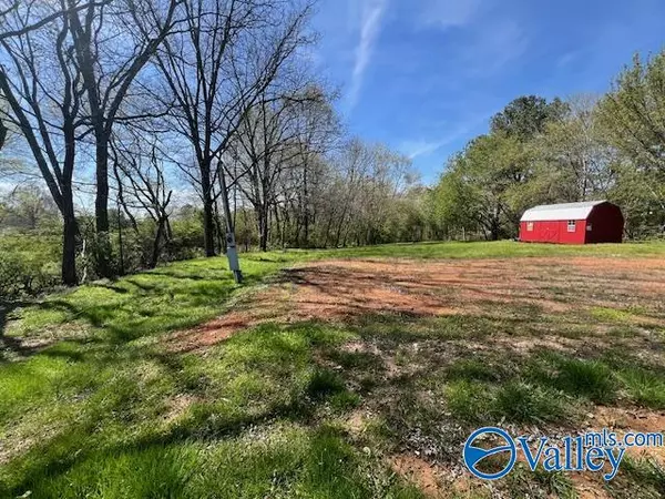 Harvest, AL 35749,4348 Old Railroad Bed Road