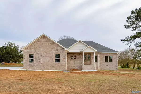 20 Magnolia Lane, Rogersville, AL 35652