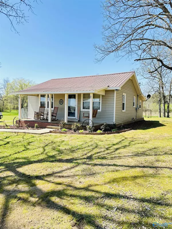 1027 County Road 95, Moulton, AL 35650