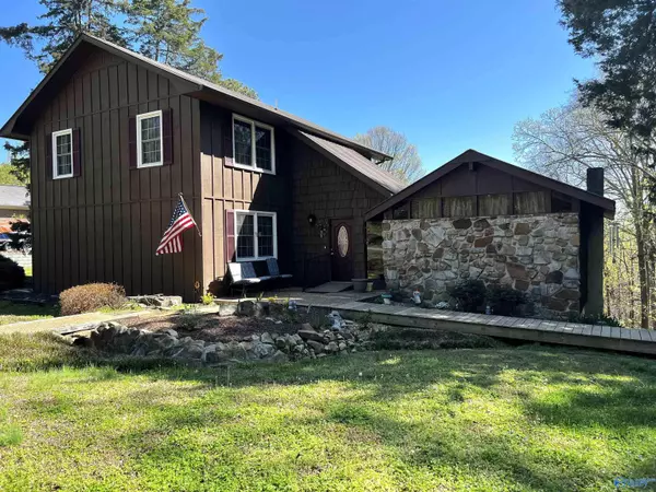 49 Rush Ln,  Guntersville,  AL 35976