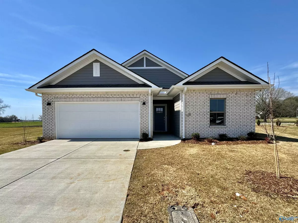 Cullman, AL 35055,1825 Loebner Lane