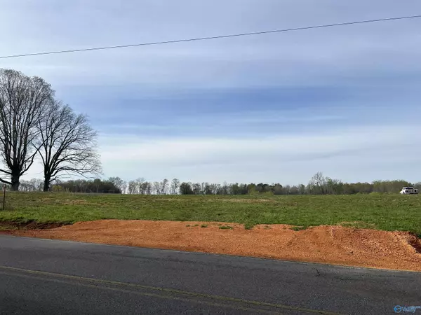 Anderson, AL 35610,626 County Road 52